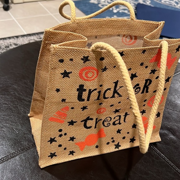 Gorgeous Halloween Bag - Picture 5 of 15
